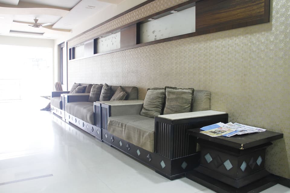 Sitting Area